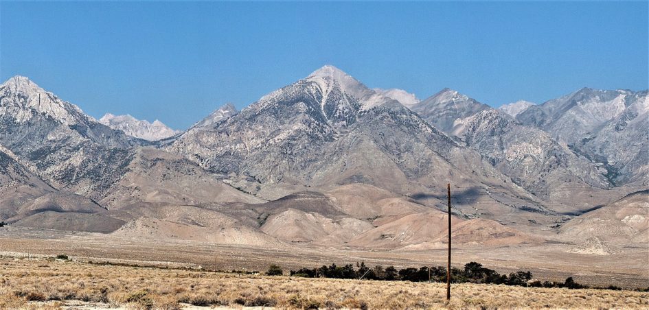 Photo of Kearsarge Peak rising west from Independence, California